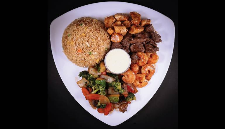 Chicken, Shrimp and Filet Trio