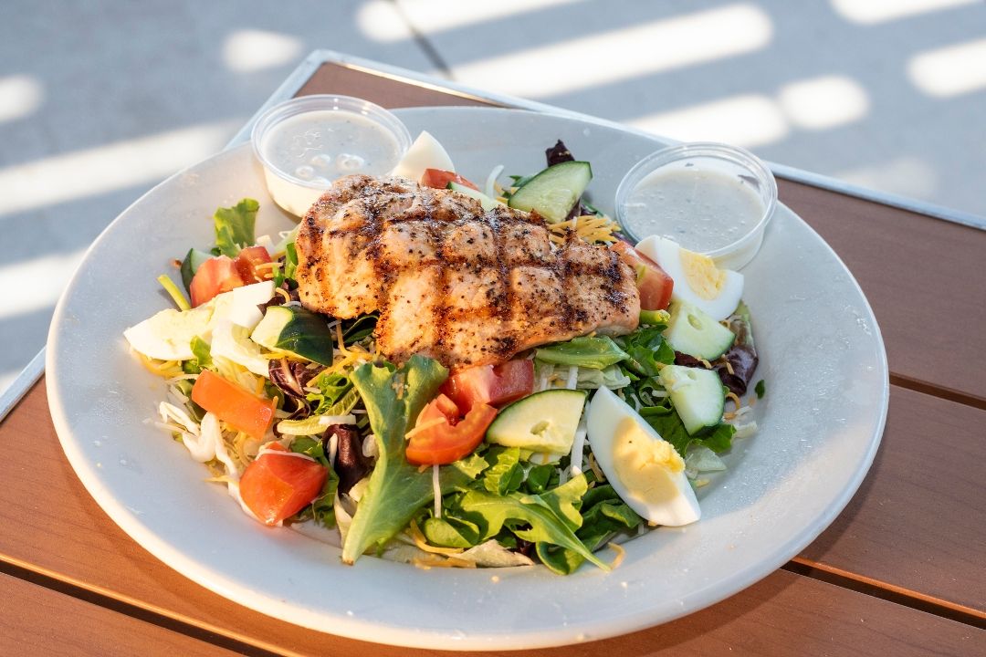 Large Traditional Salad