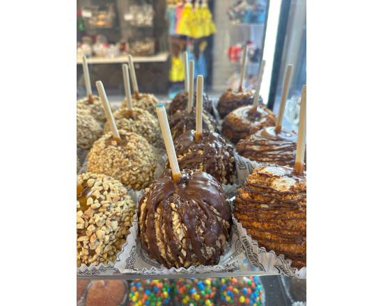 Caramel Apple with Peanuts and Milk Chocolate