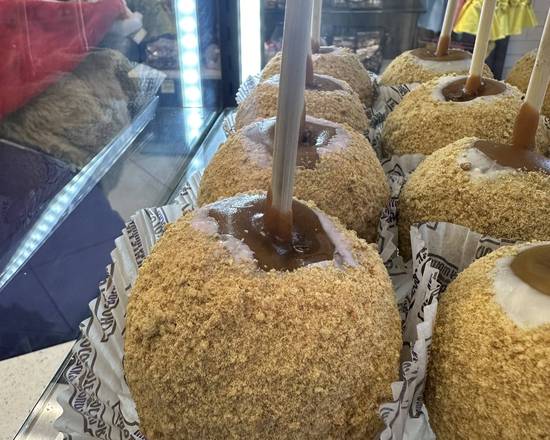 Strawberry Cheesecake Caramel Apple