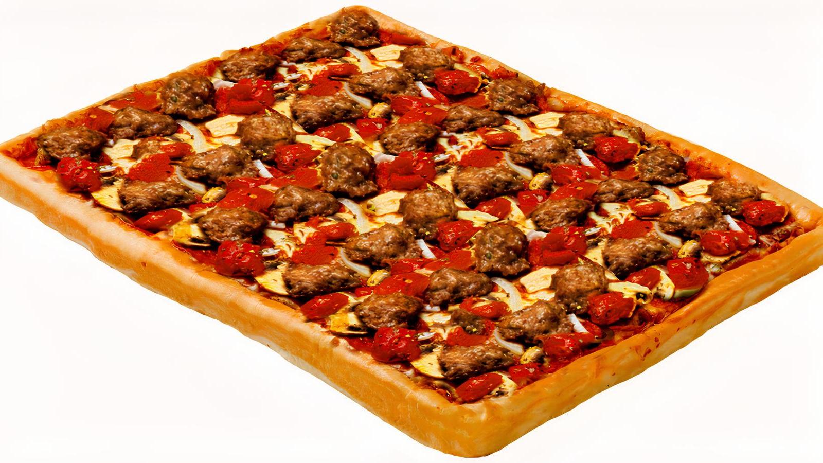 Chicago Deluxe Pizza Medium