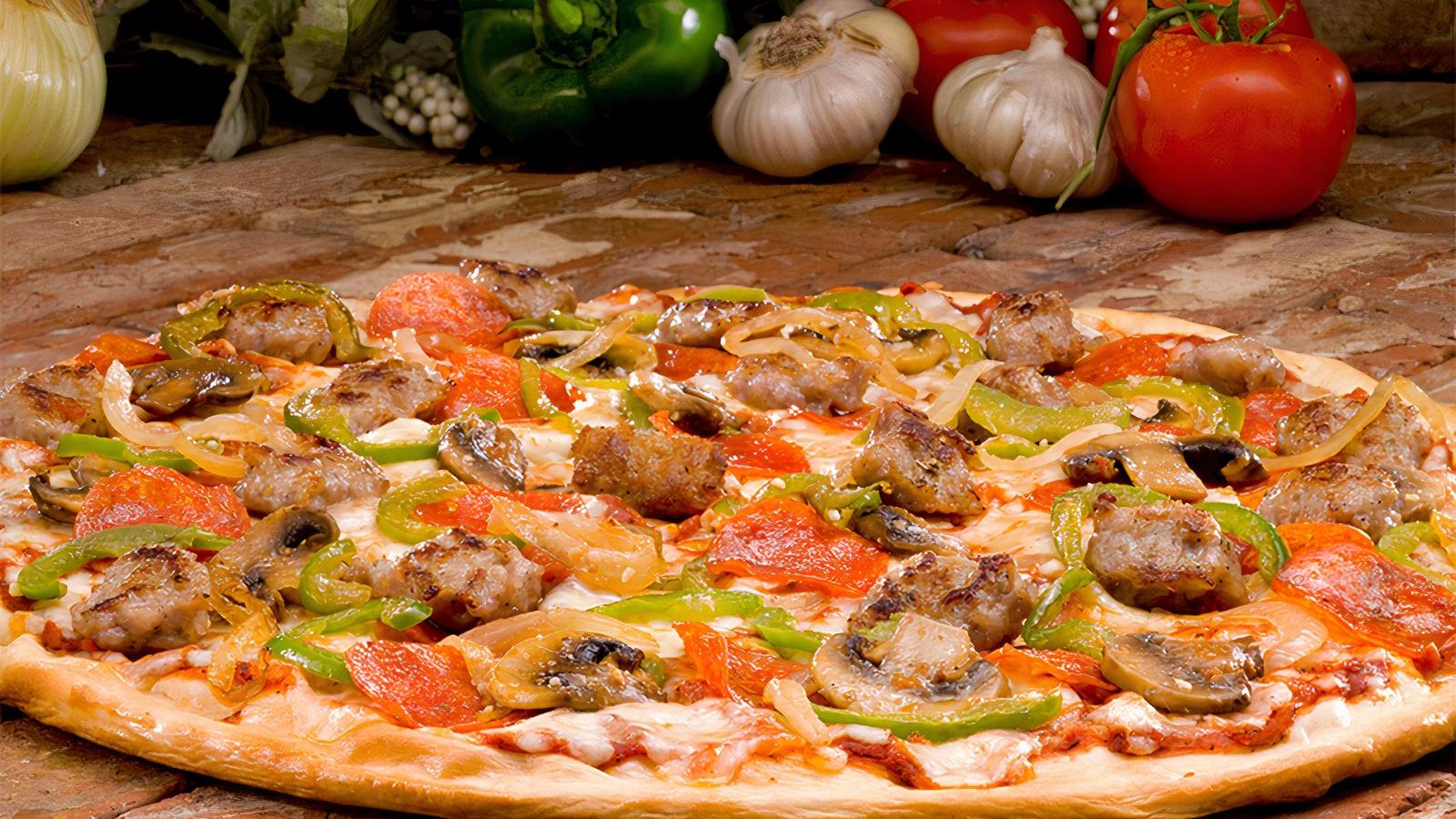 Create Your Own Thin Crust Pizza 12"