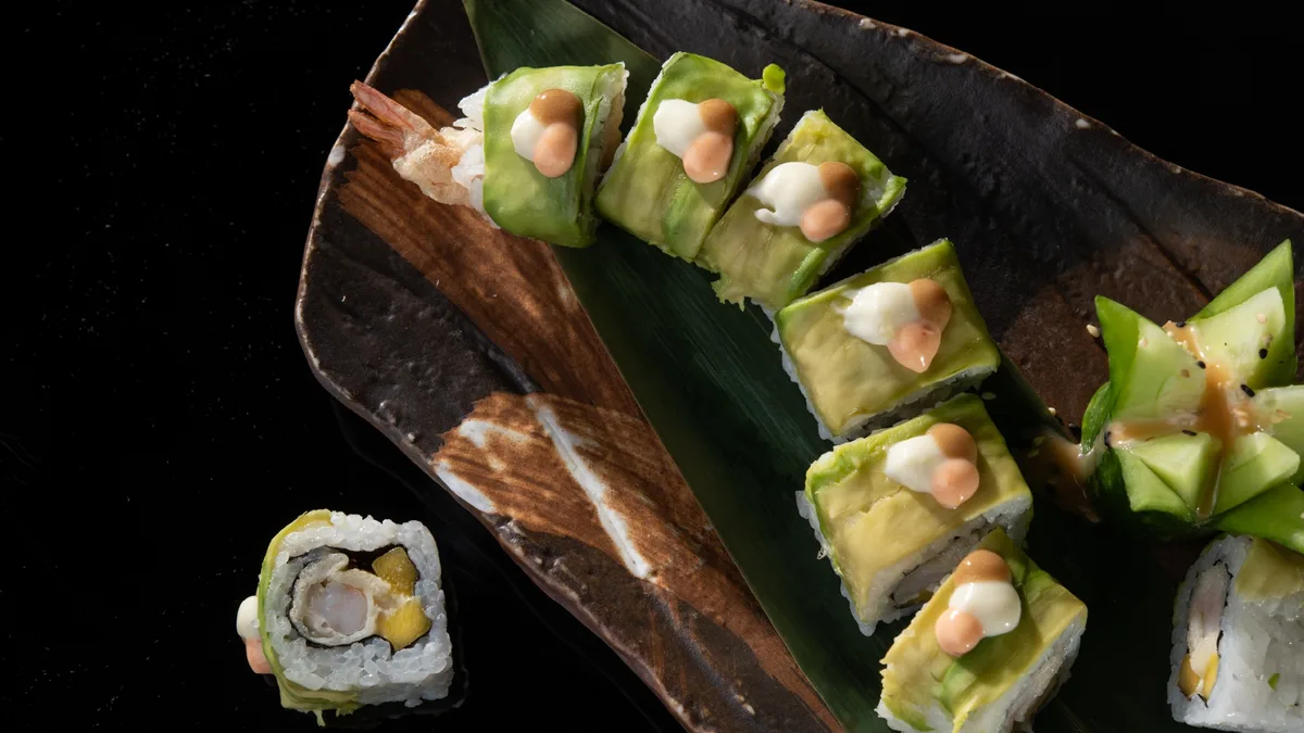 Special Prawn Avocado Roll