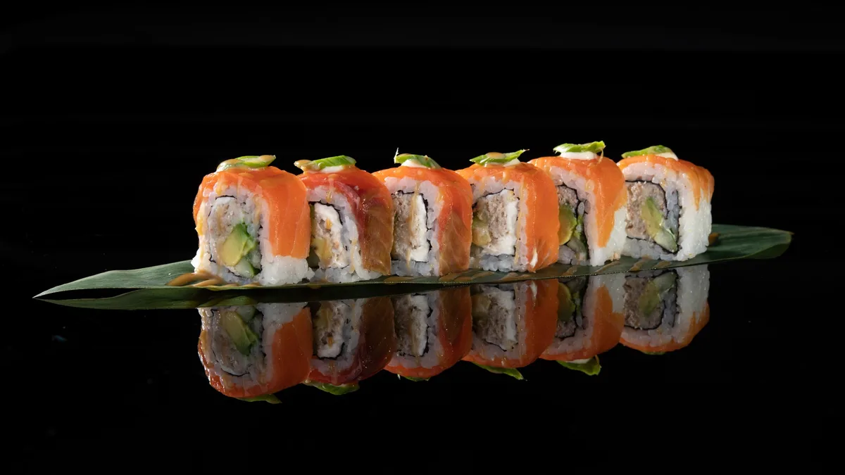 Special Smoked Salmon Roll