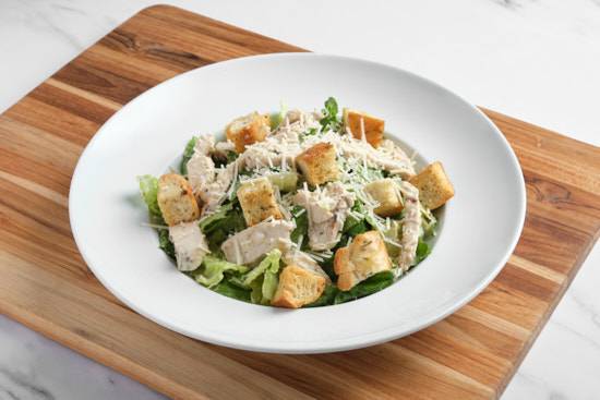 Ensalada Caesar con Pollo