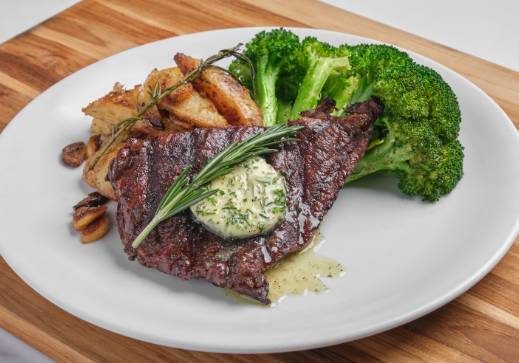 Rosemary Sirloin Steak 8oz