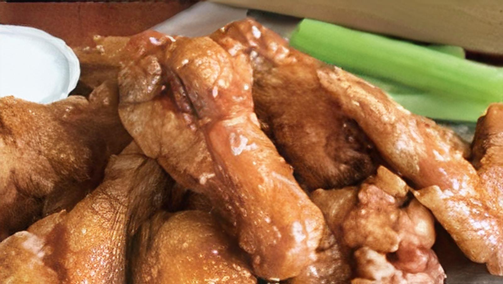 10 Traditional Wings (Same Sauce)