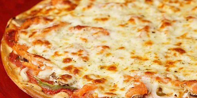 Vegetarian Deluxe Pizza