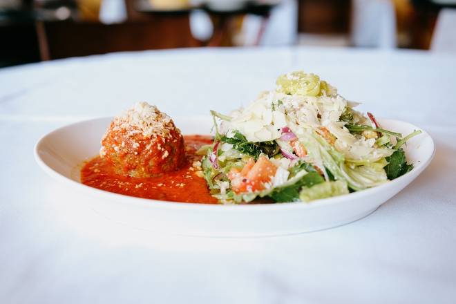 Mama's Meatball Salad