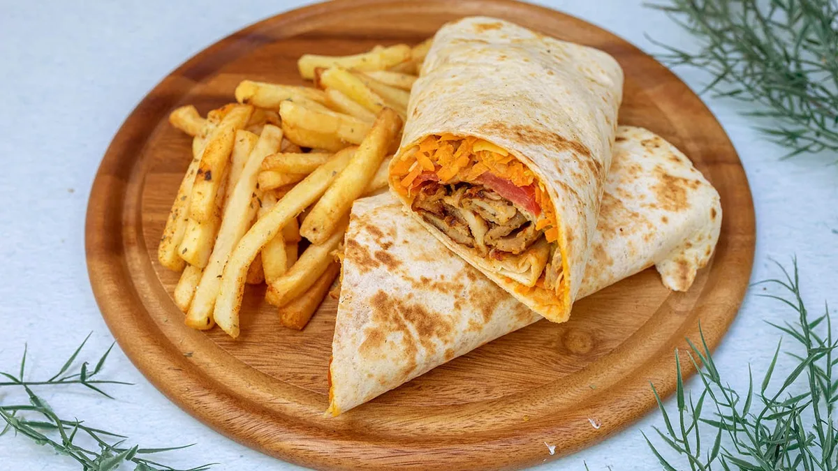 Μεξικάνικη Tortillas με Κοτόπουλο και Σος Ντομάτας