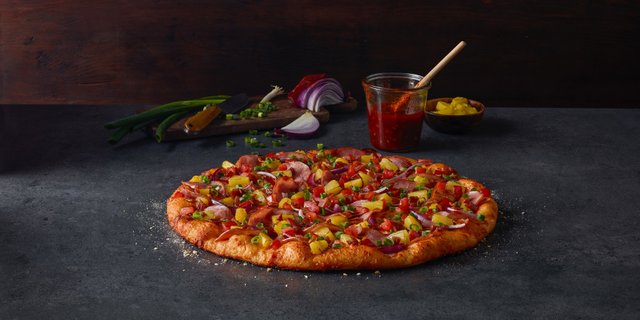 Maui Zaui w/ Pepperoni Pizza