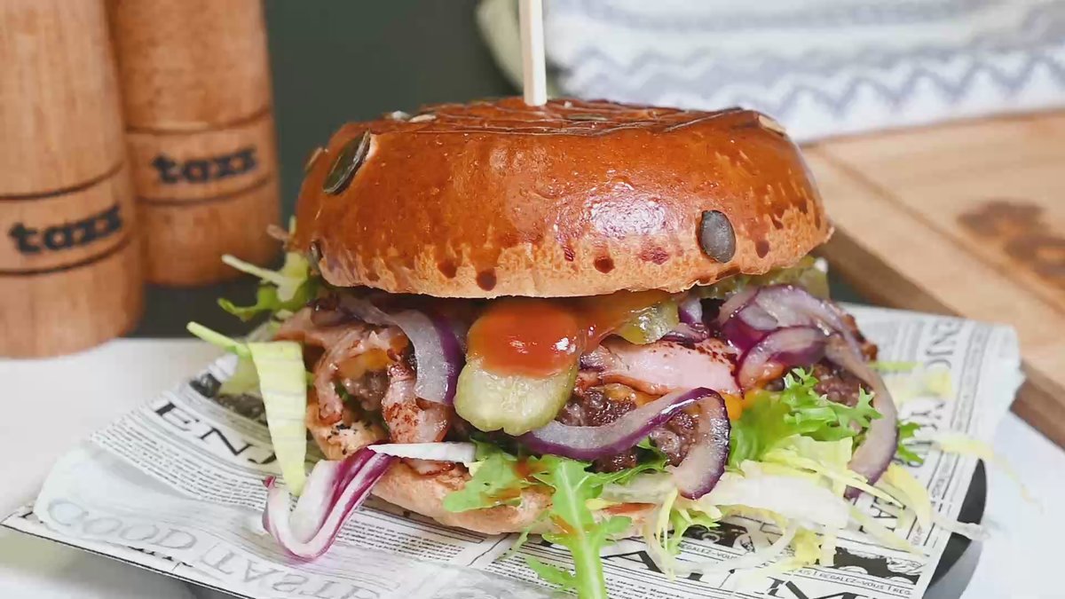 Cheddar Burger