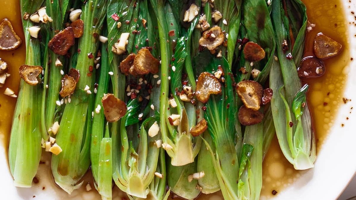66. Stegte Pak Choi m. hvidløge