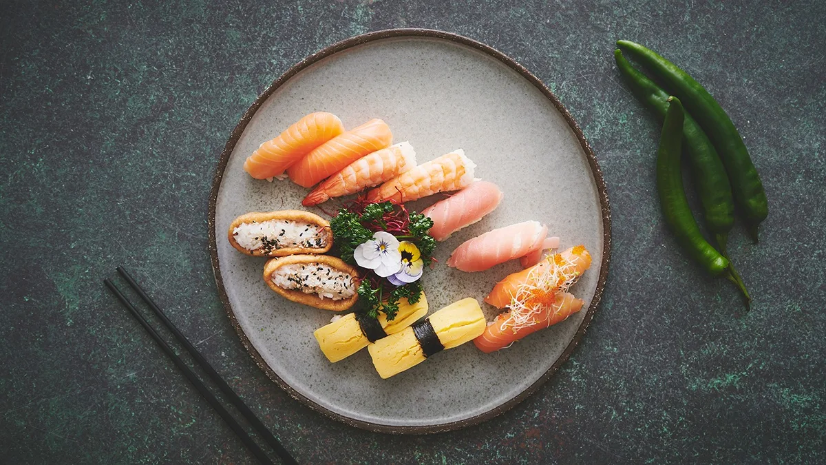 Small Nigiri (12 stk)