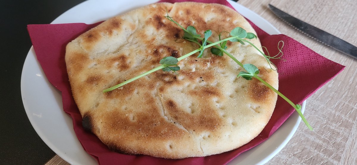 Fokhagymás pizzakenyér (30 cm)