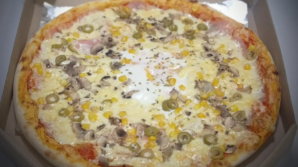 Pizza ROYAL 30cm
