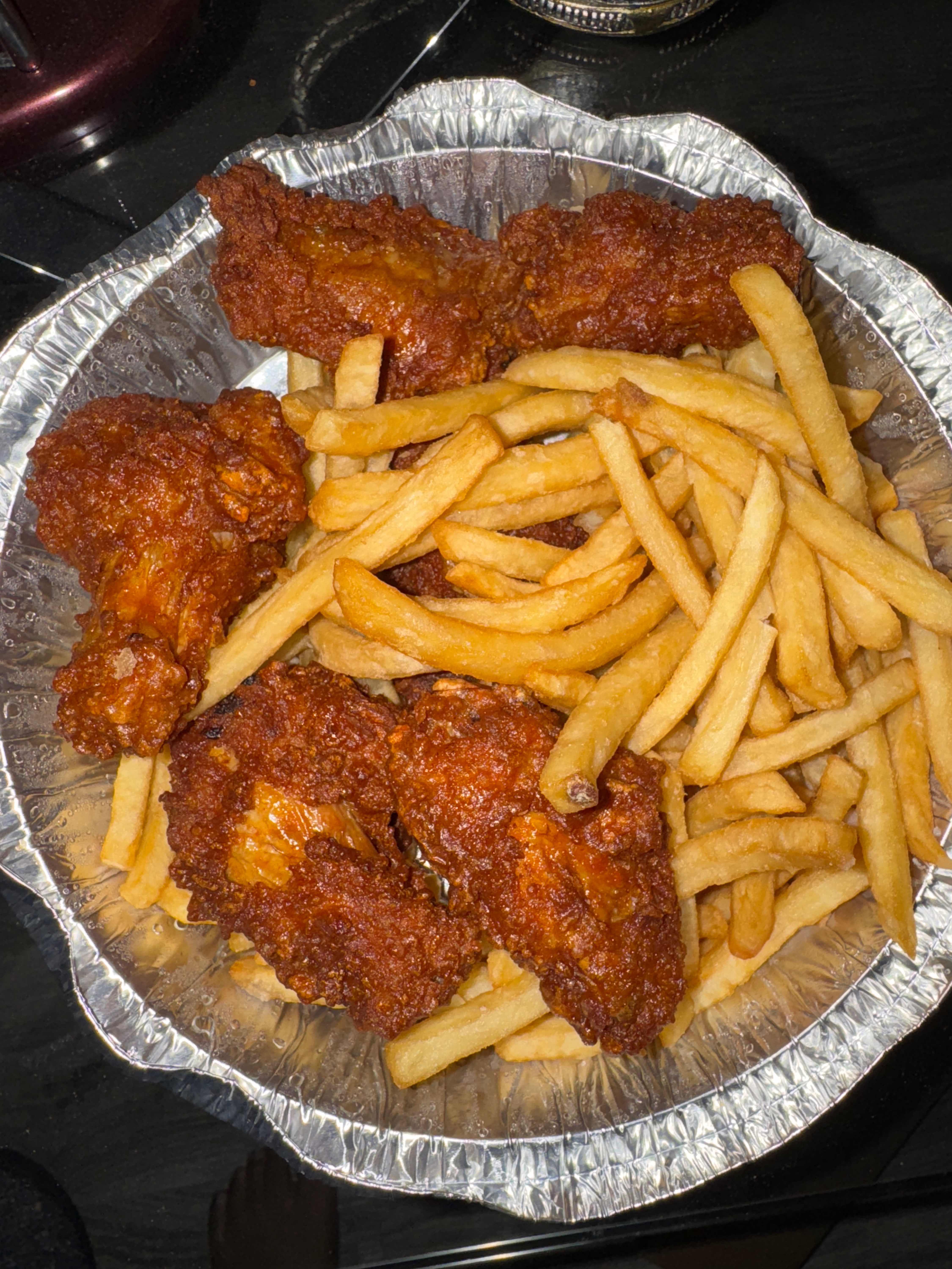 6 Pieces Mild Wings with Fries