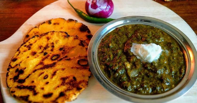 Makki Di Roti and Saag