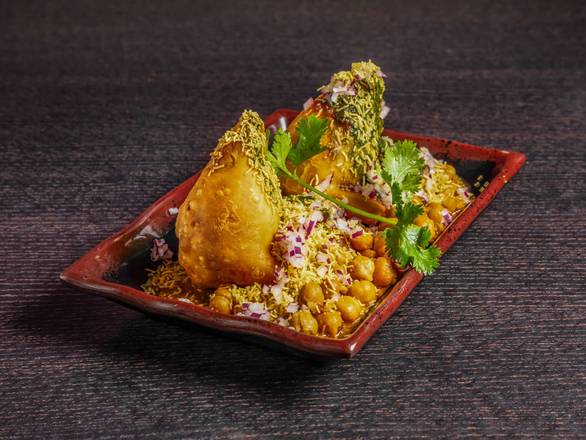 Samosa Chaat w/ Chole
