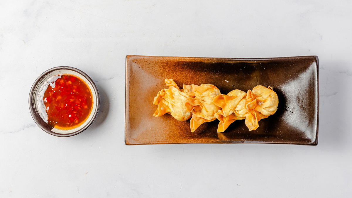 Fried wontons med sød chilisauce (4 stk)