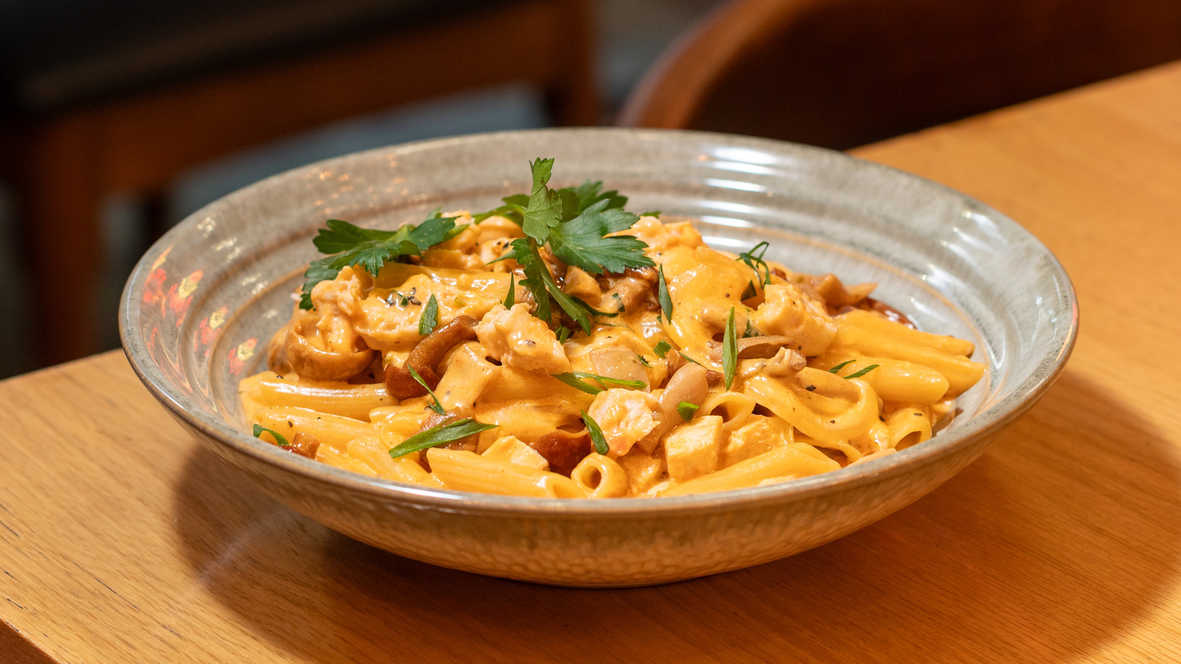 CREAMY CHICKEN 4 MUSHROOM PASTA