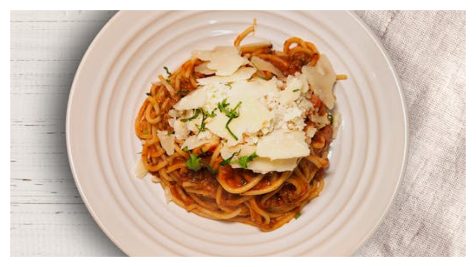 SPAGHETTI BOLOGNESE