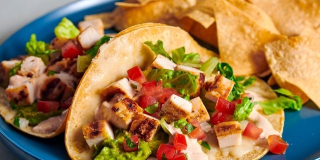 Classic Chicken Two Taco Plate