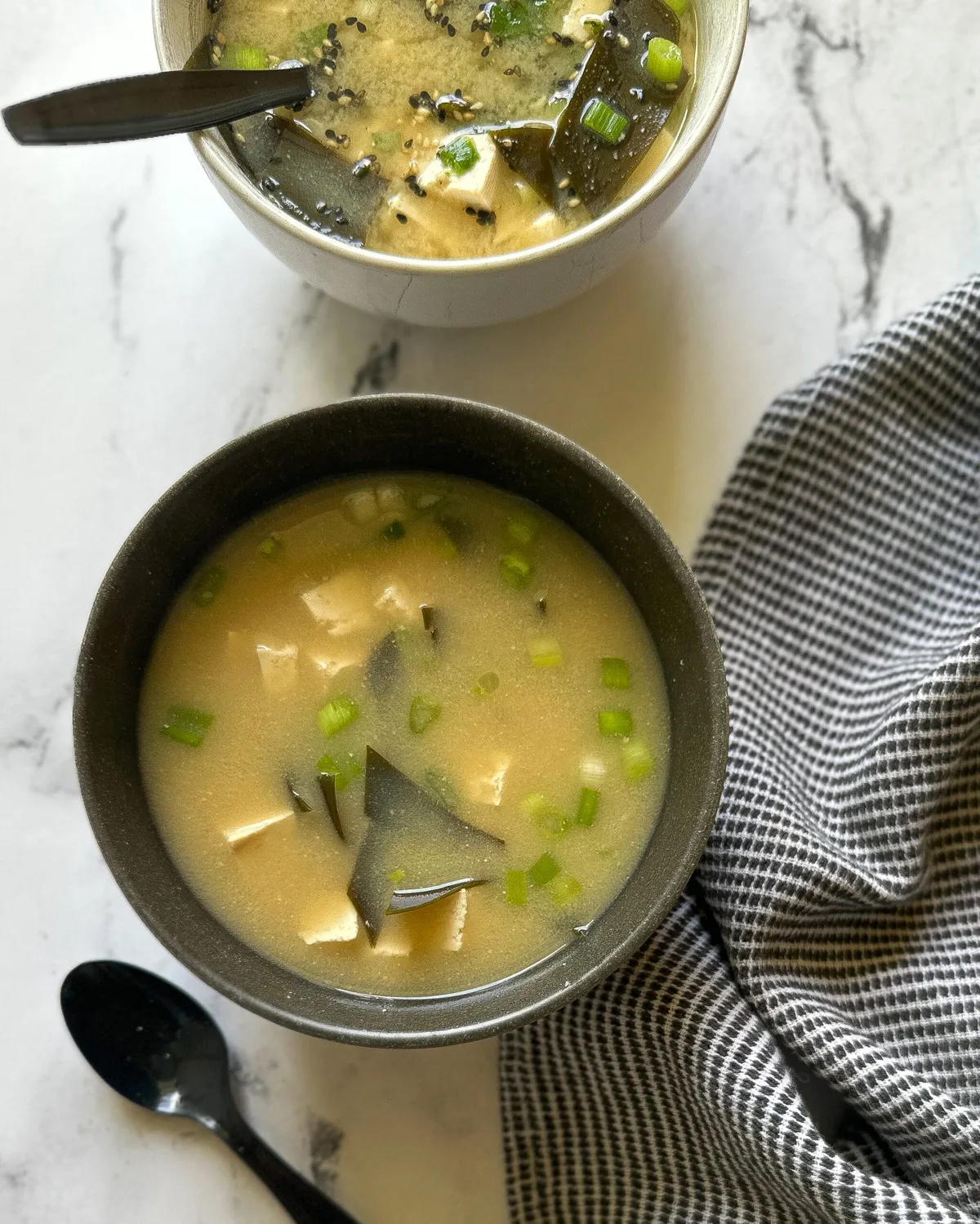 12E. Miso Japán Leves / Miso Soup with Shrimp