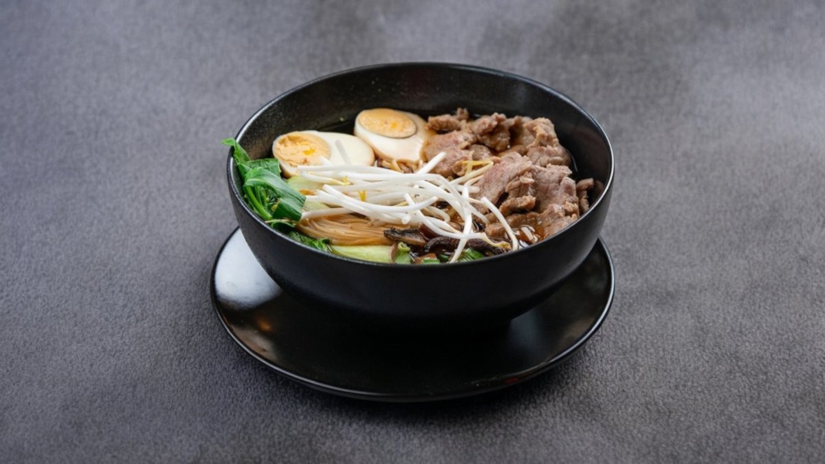 16. Ramen Sertéshússal / Ramen with Pork
