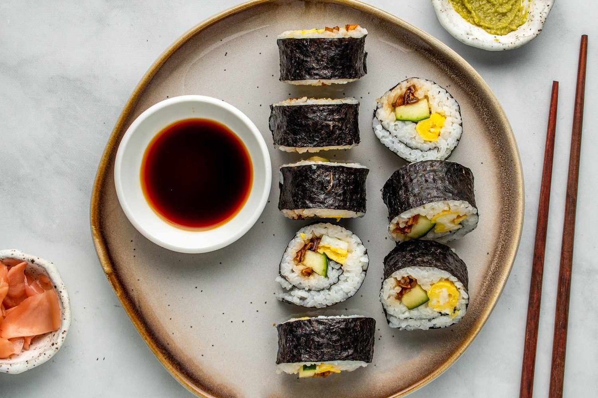 F3B. Futomaki Tempura Rak (10db)