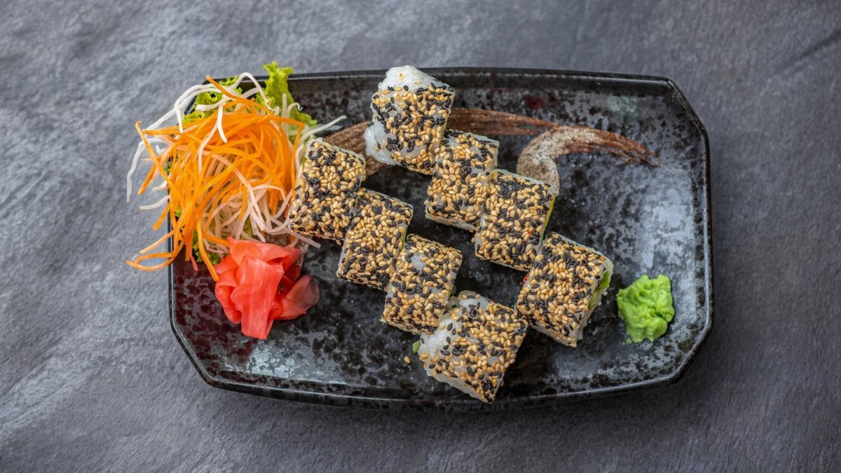 I15. Hamachi