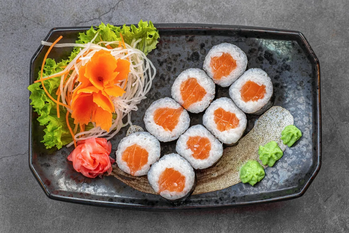 M1. MAKI Lazac / Salmon​​​​ (8 db)