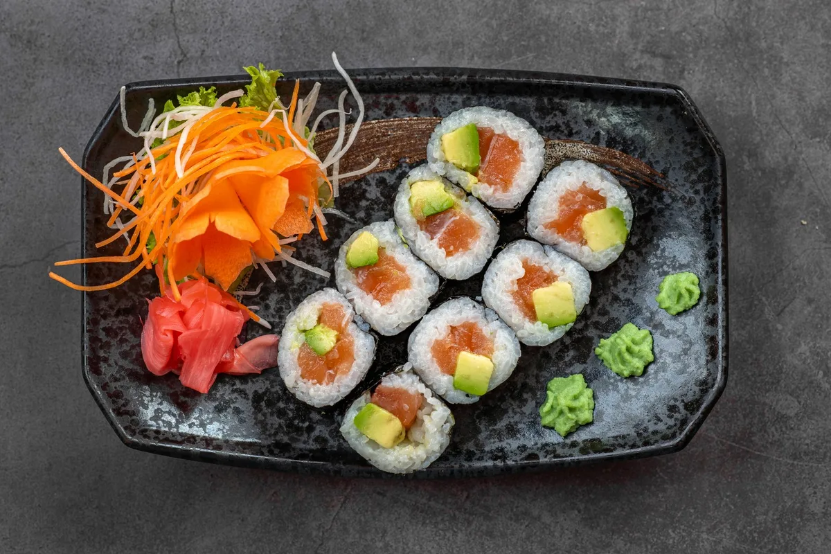 M12. MAKI Lazac, avokádó/ Salmon, avocado​ (8 db)