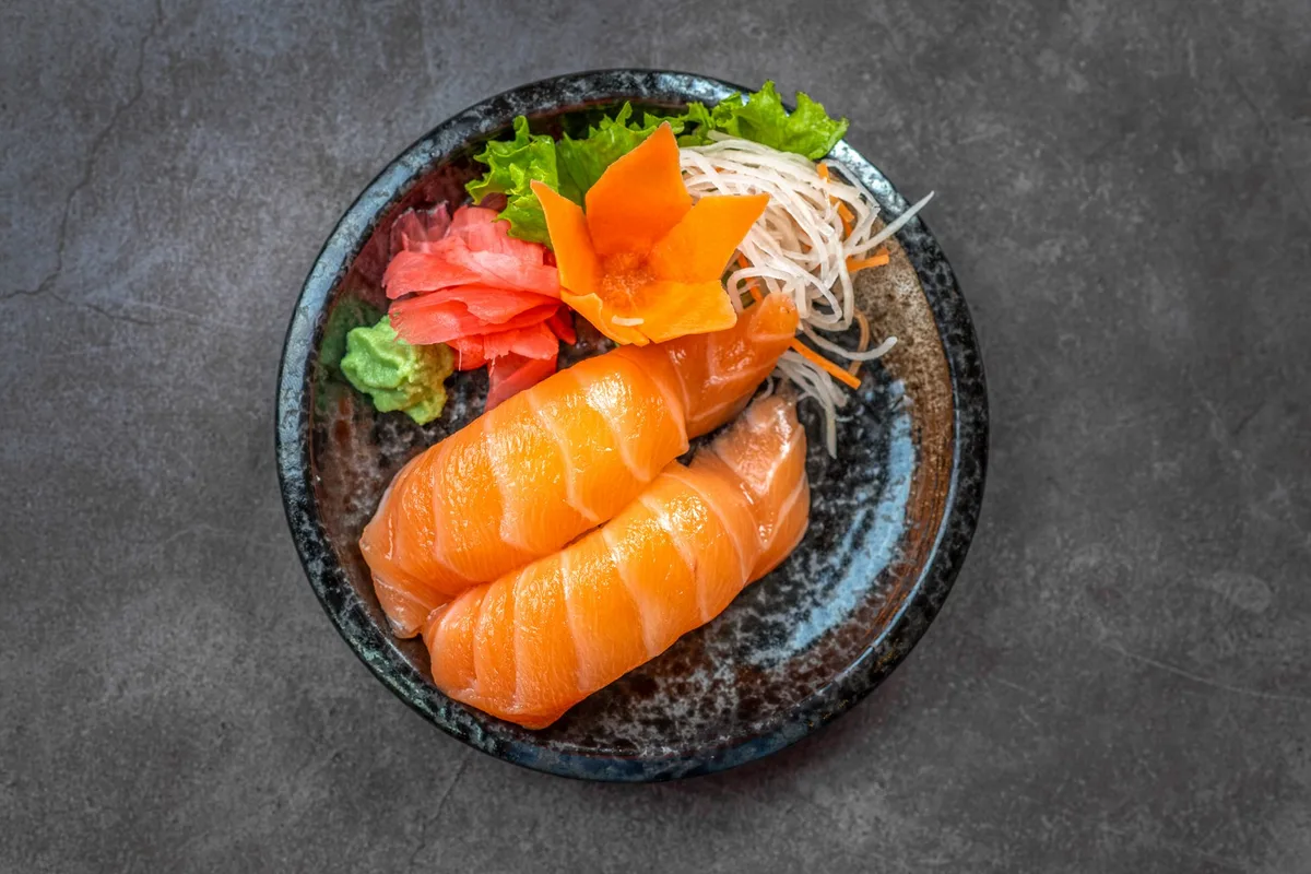 N1. NIGIRI Lazac/ Salmon​​​​​​​​ (2 db)