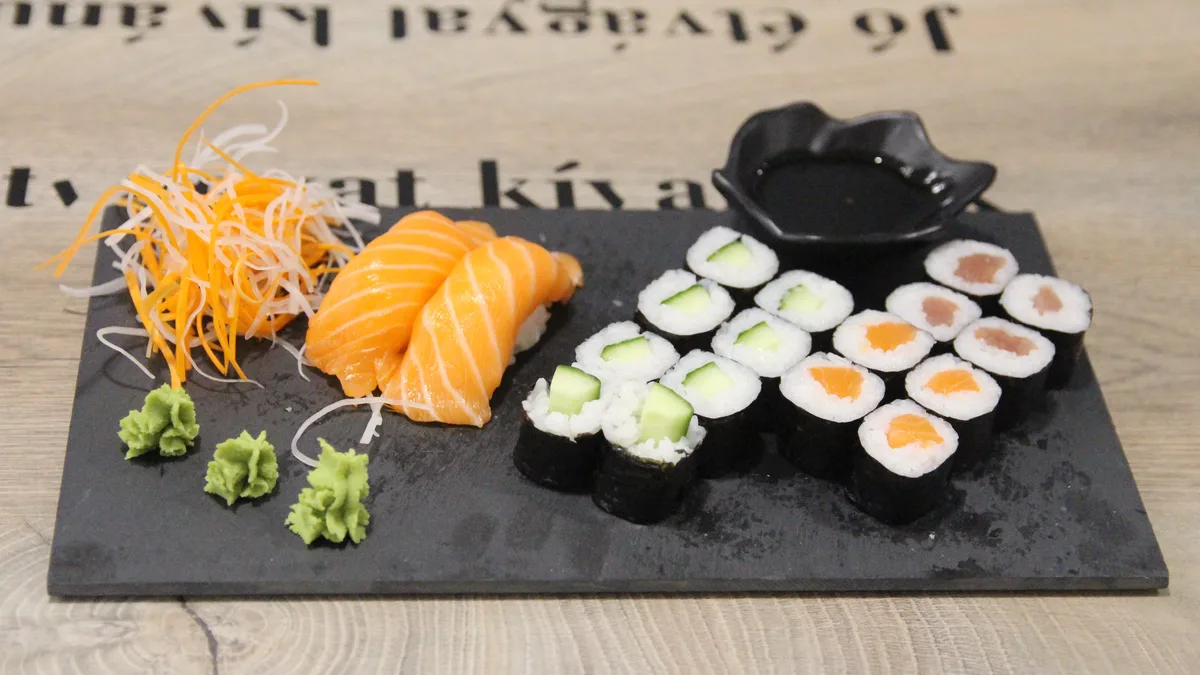 S2. Maki nigiri set 2