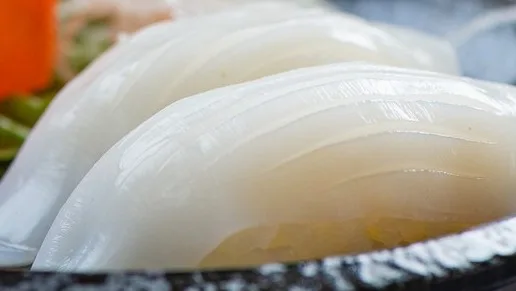 SS5. SASHIMI Hamachi (4 db)
