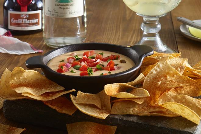 Cheddar Cheese Queso and Chips