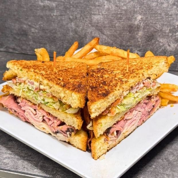 Double Decker Club