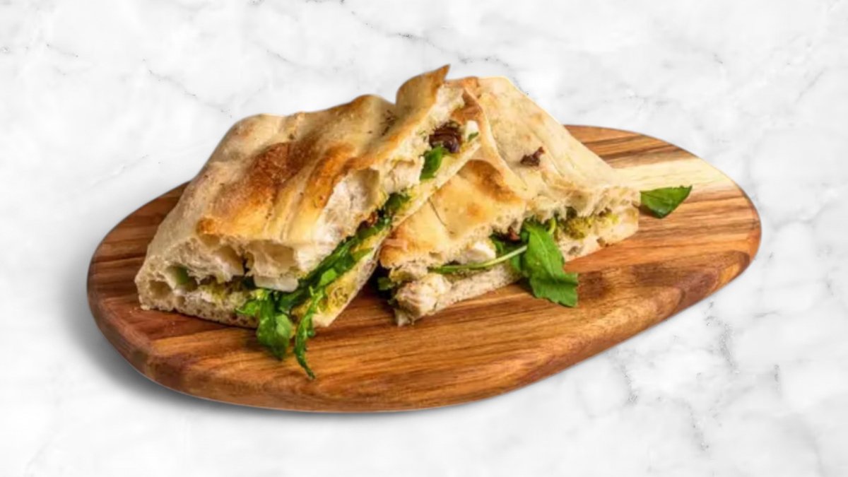 Pesztós csirke grillezett FOCACCIA