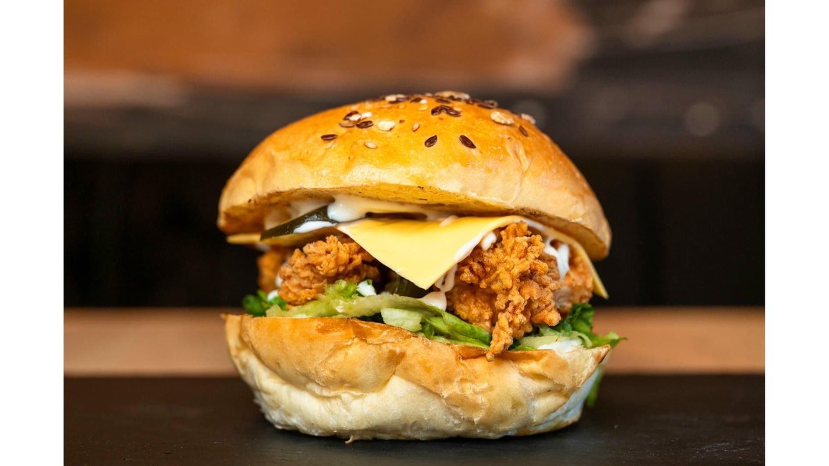Crispy Cheddar Burger