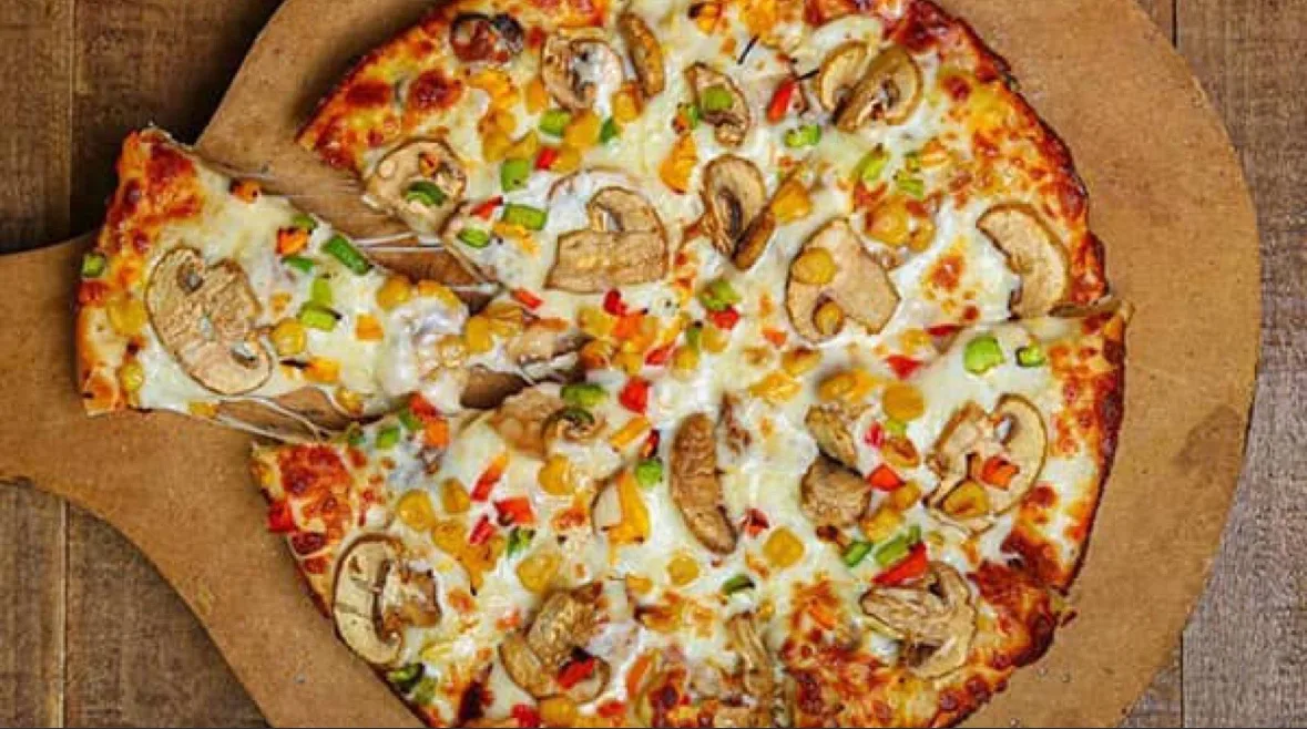 PIZZA chicken and mashrom 32CM (HALAL)/پیتزا مرغ و قارچ🐔