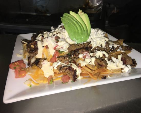 Chicken Nachos (Pollo)
