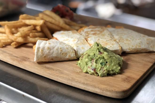 Chicken Quesadilla (Pollo)