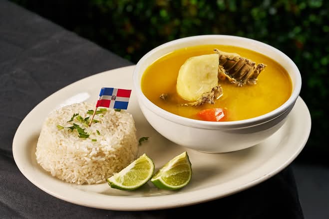 Chicken Soup/Sopa de Pollo