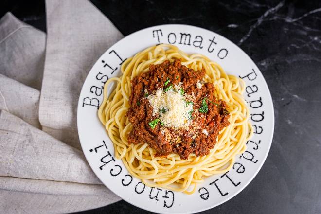Pasta Bologna (Almuerzos / Lunch)