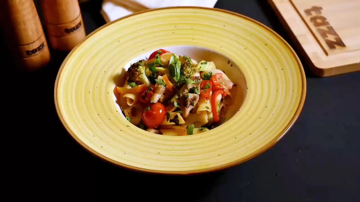 Penne cu legume proaspete