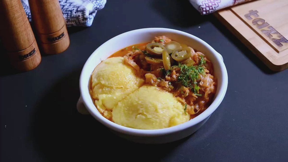 Vărzică perpelită la cuptor cu mămăligă și jalapeno (post)
