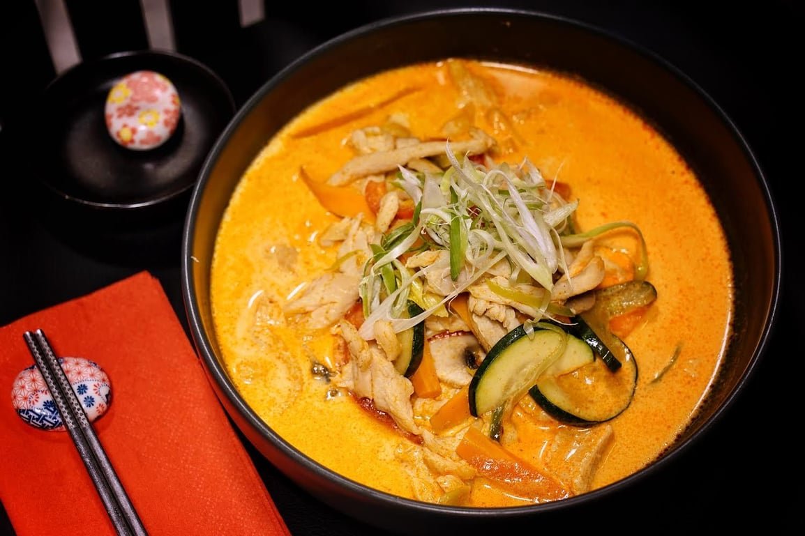RED CURRY s tofu
