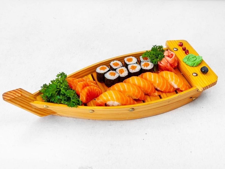 SALMON LOVERS