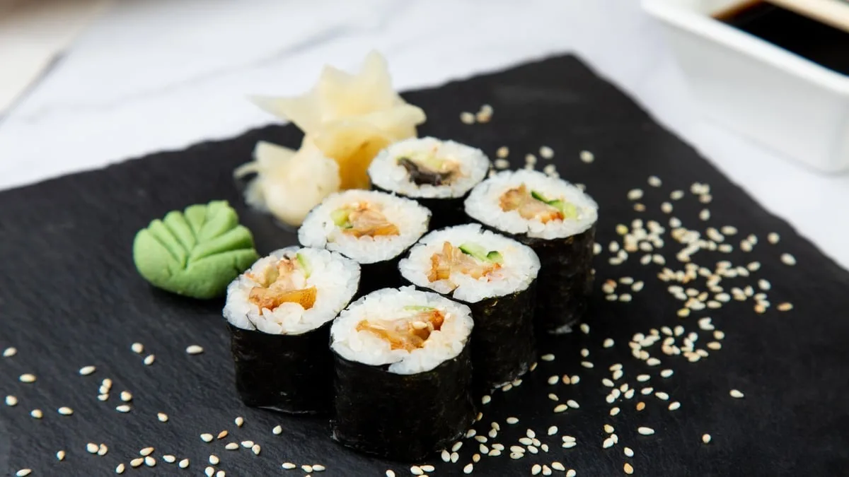 Ролл с угрем/UNAGI MAKI